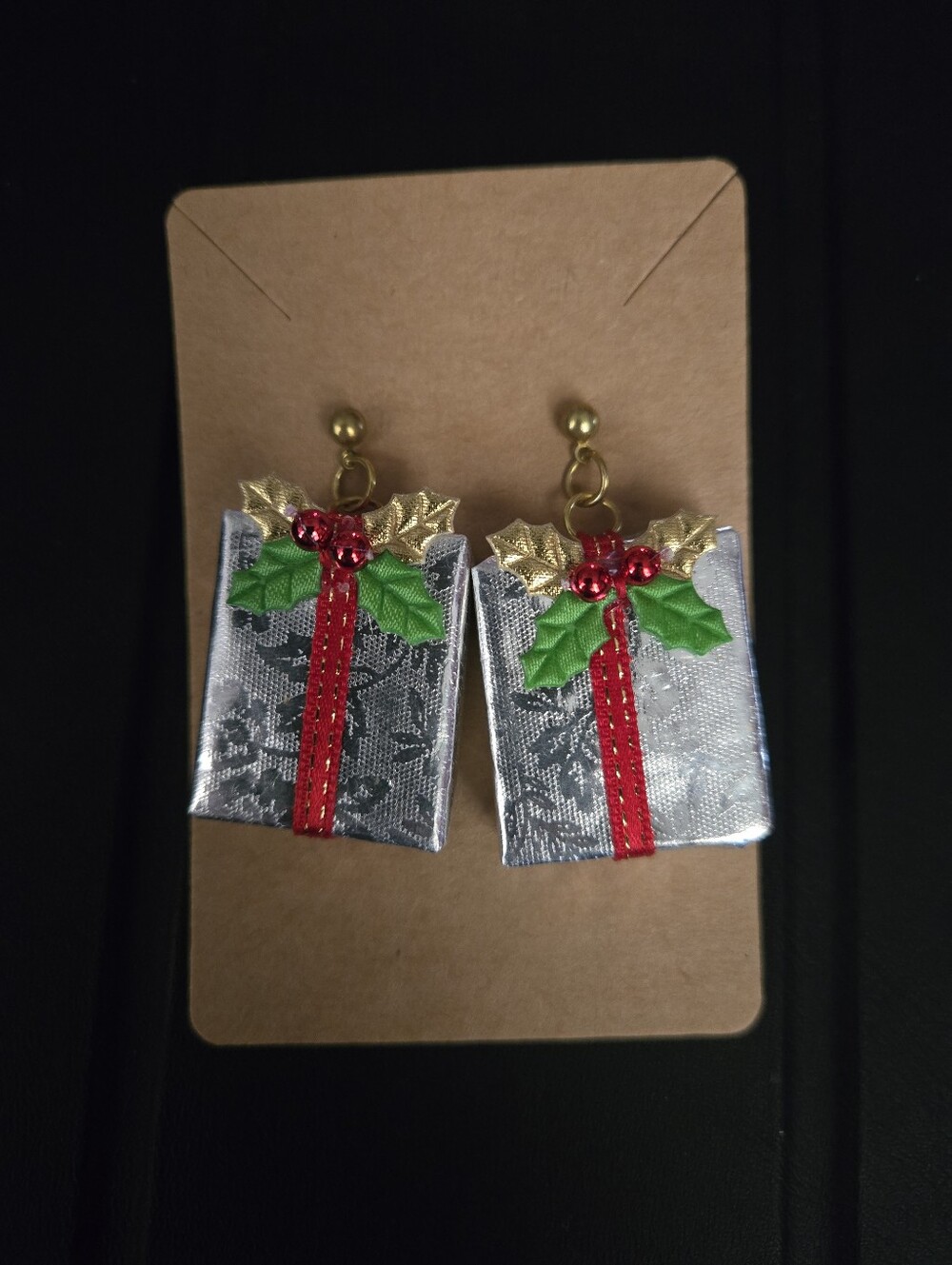 Vintage Holiday Gift Box Post Earrings